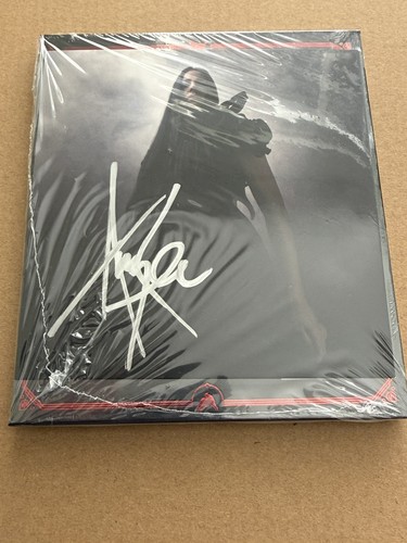 Evanescence signed sanctuary - evanescence,